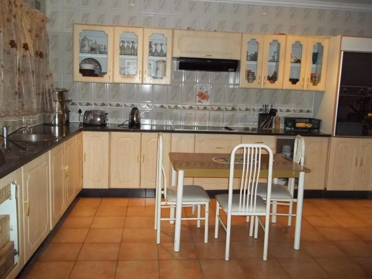 Carlcyn Homestay 가보로네 외부 사진