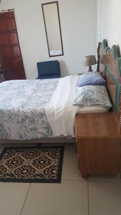 Carlcyn Homestay 가보로네 외부 사진