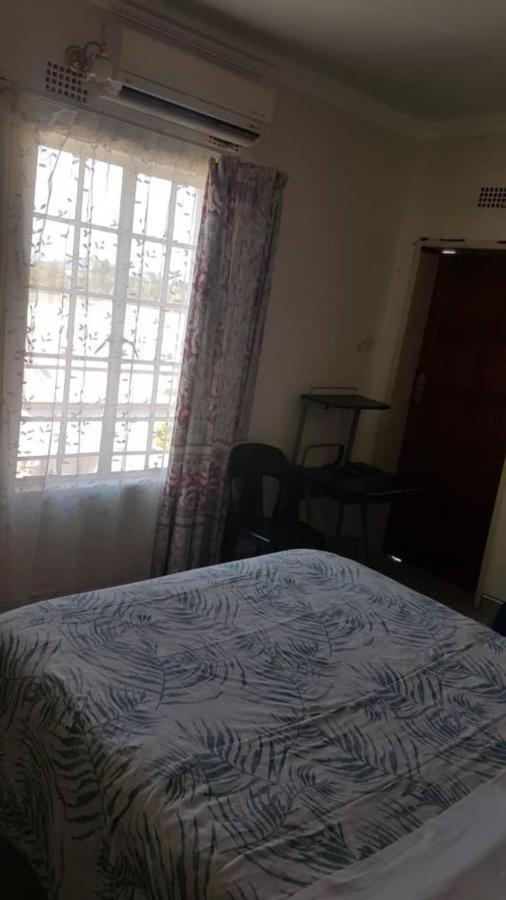 Carlcyn Homestay 가보로네 외부 사진